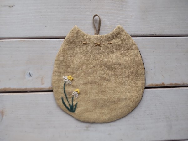 画像1: ねこ＊コースター【マスタード】刺繍入り (1)